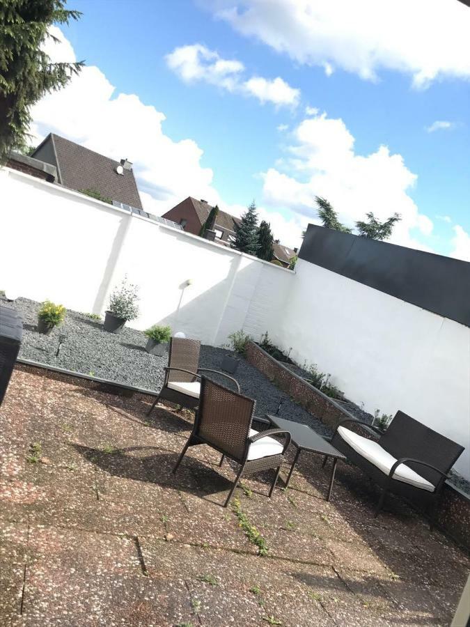 Appartment Am Nordpark Мьонхенгладбах Екстериор снимка